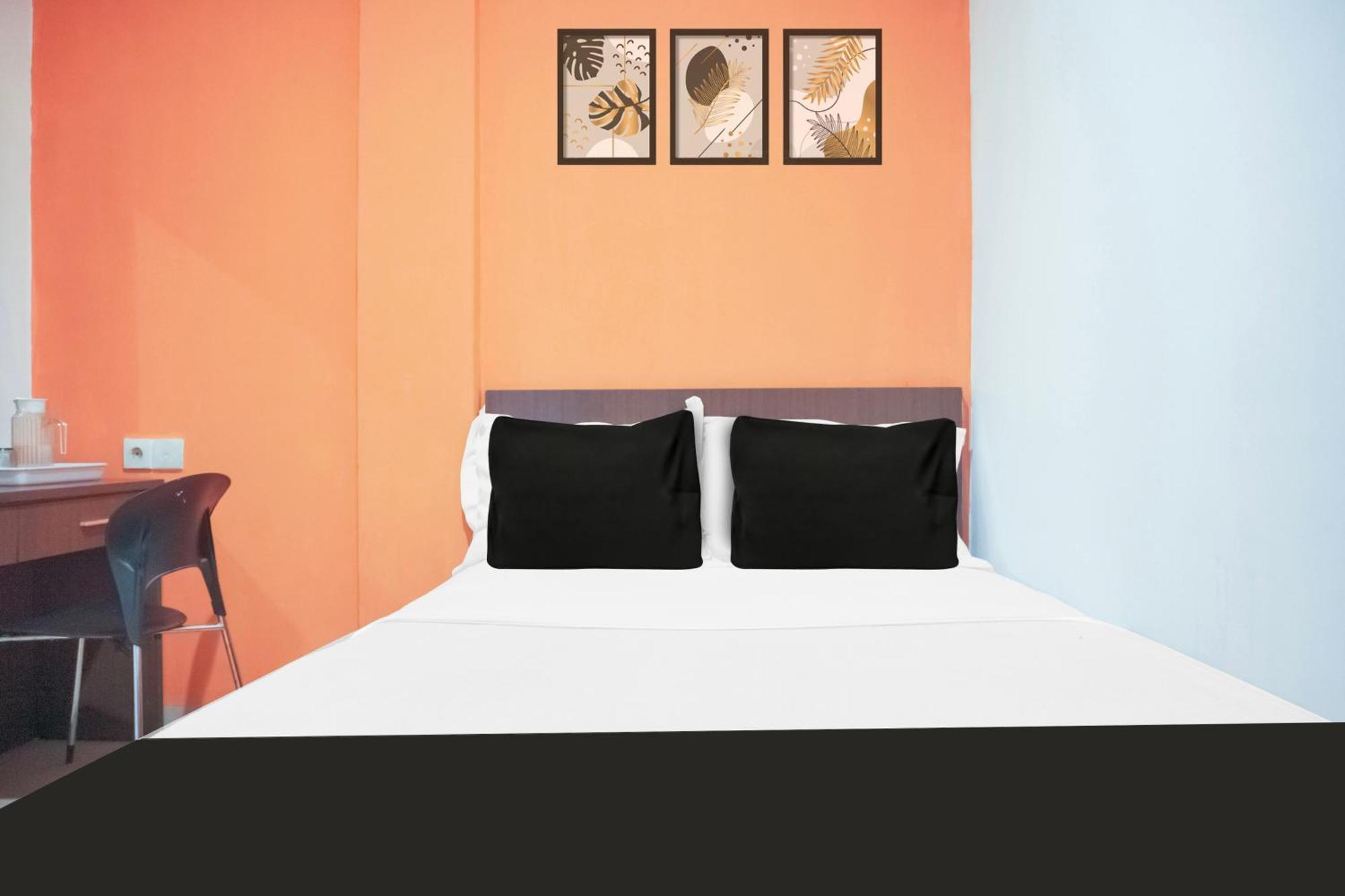 Hotel Collection O Bukit Kecil Near Indah Mall Formerly 77 Palembang