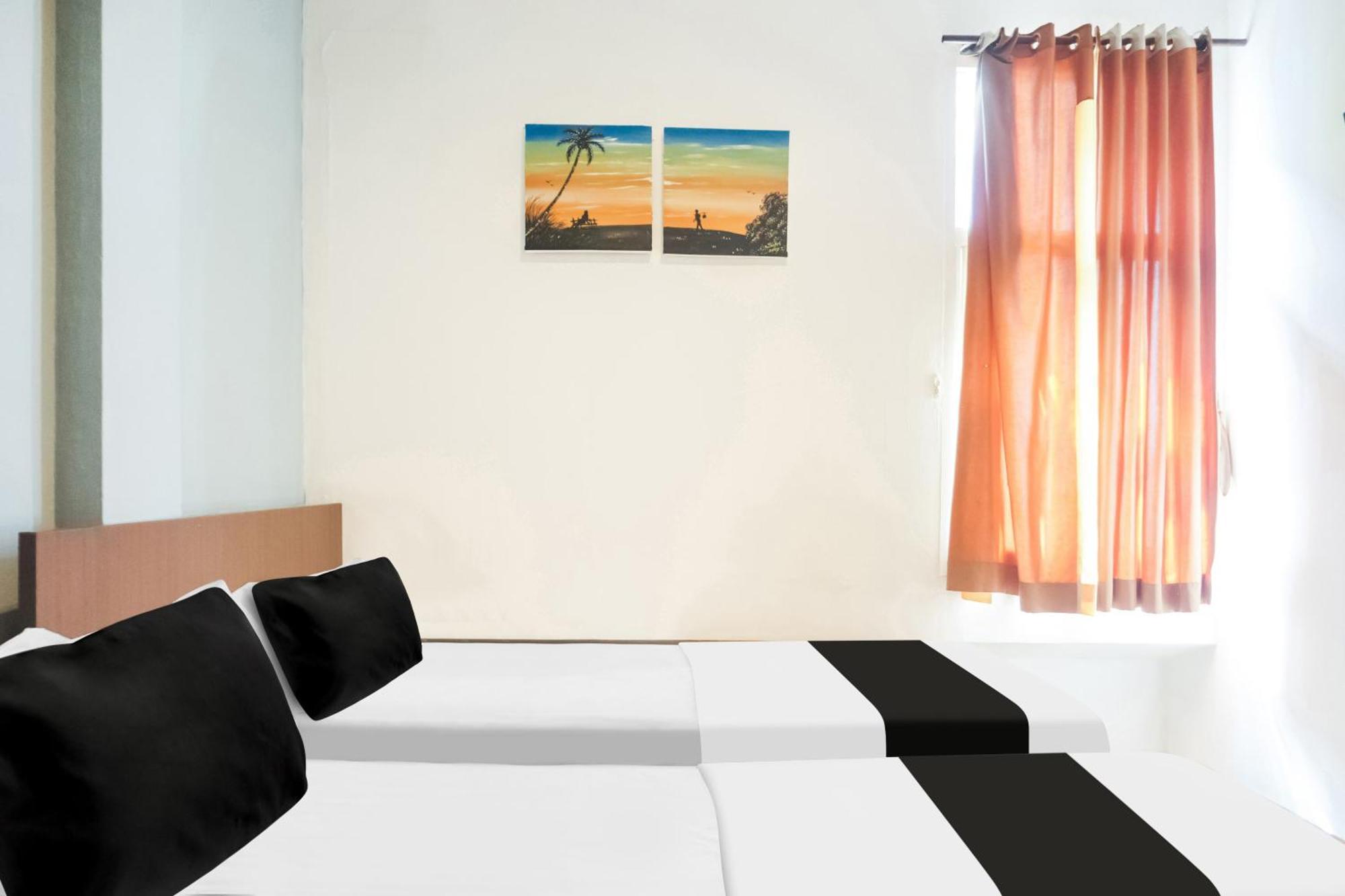 Hotel Collection O Bukit Kecil Near Indah Mall Formerly 77 Palembang