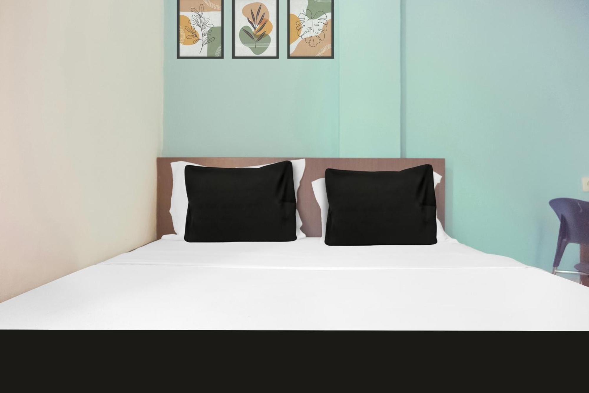 Hotel Collection O Bukit Kecil Near Indah Mall Formerly 77 Palembang